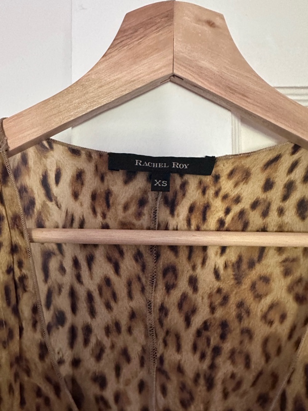 Rachel Roy Sleeveless Leopard Print V-Neck Top - Size XS - Picture 2 of 5